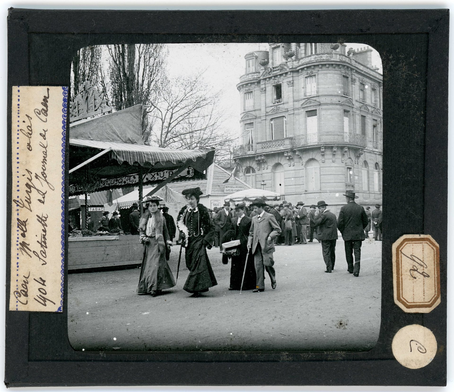 La journaliste Satinette, une flâneuse à Caen - Rencontre avec Lucie Barrette