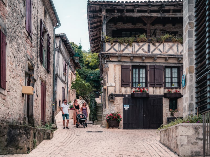 Visite du bourg castral de Cancon