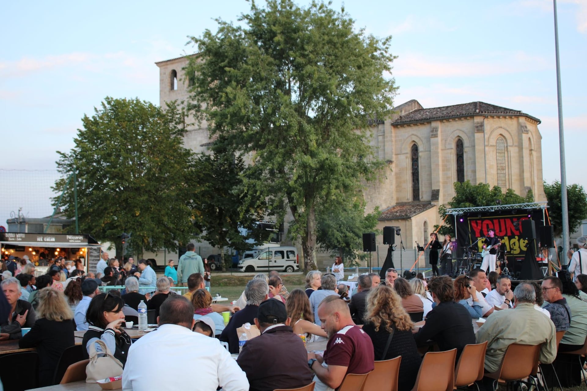 Marché Nocturne et Concert avec Jeanne Lise et Emeric