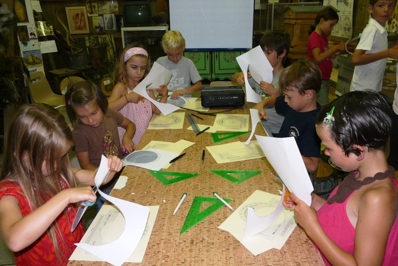 Atelier constellations, mythologie et carte du ciel