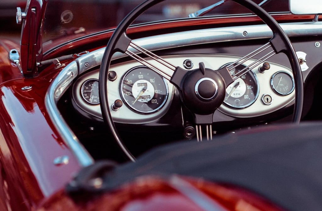 Rassemblement de voitures anciennes & de collection