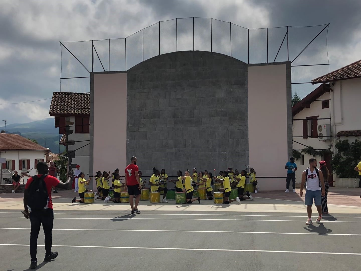 Festival de danses Gauargi