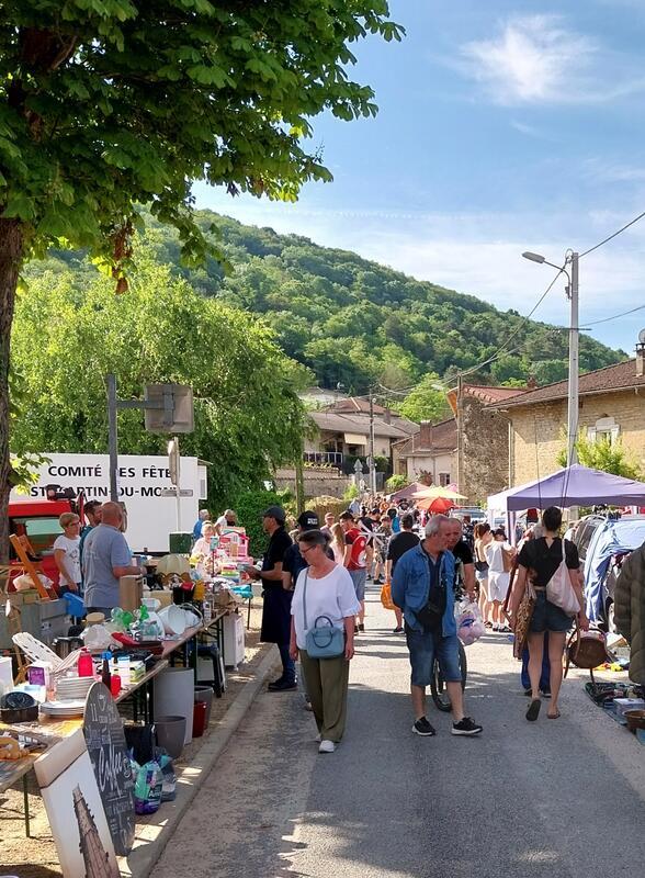 Farfouille de salles - amicale de la gâche