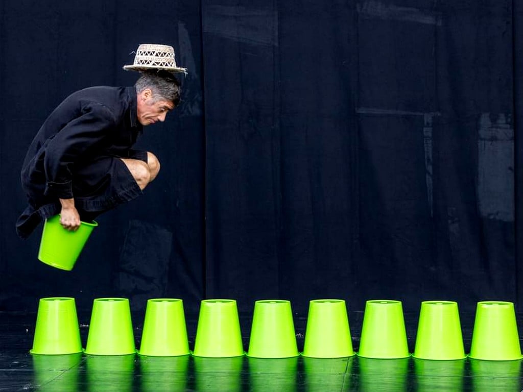 Clown, manipulation d'objets - Bakéké