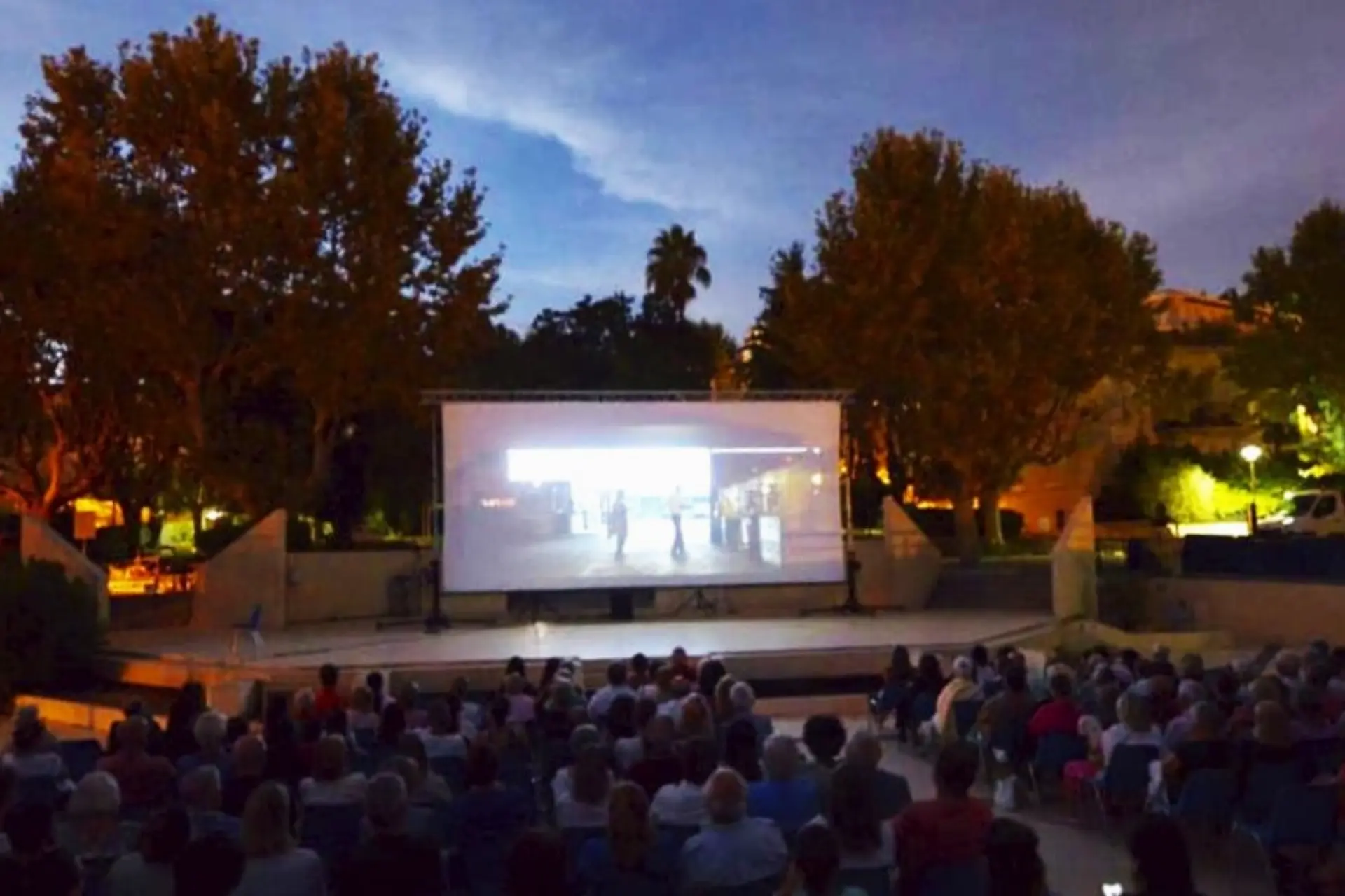 Cinéma en Plein Air - "Tous en Scène 2" VFST