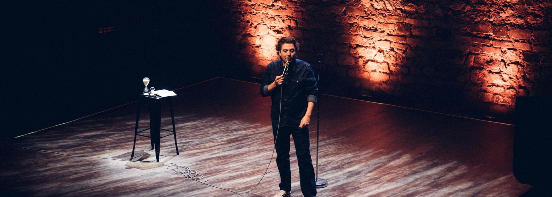 Centre Culturel : Alex Vizorek