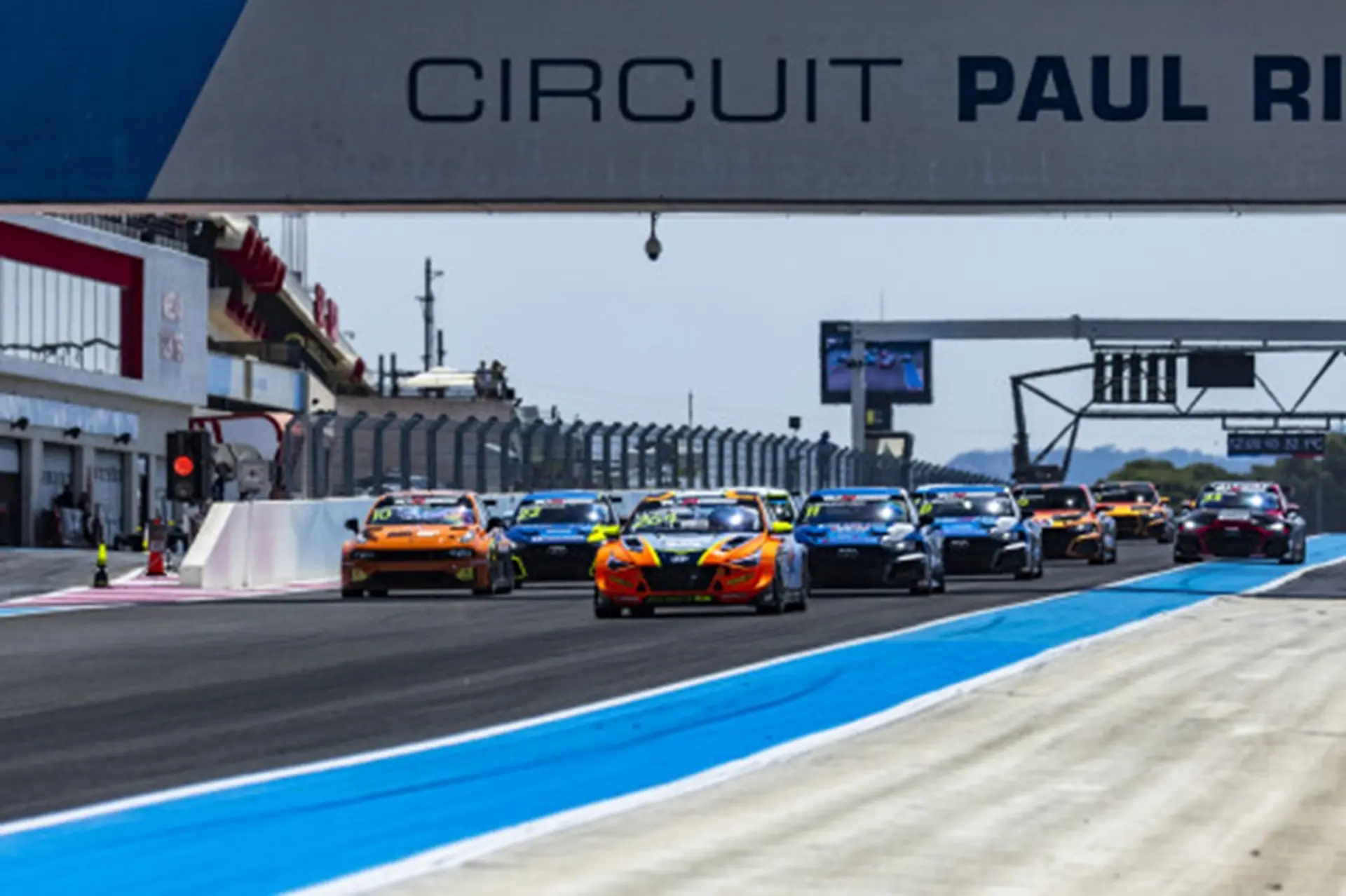 KUMHO FIA TCR WORLD TOUR
