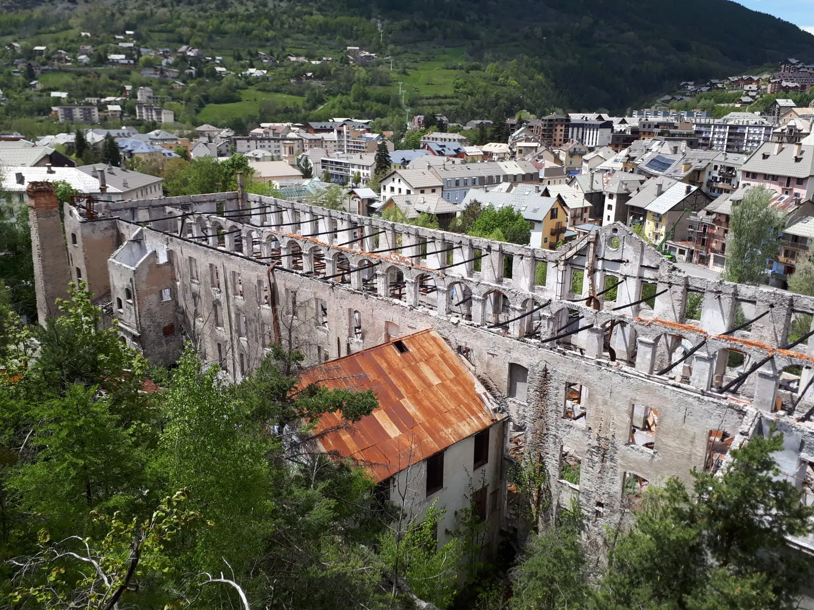 Conférence: Rendre invisible un passé industriel devenu anachronique, stratégies touristiques et patrimoniales dans les Hautes-Alpes