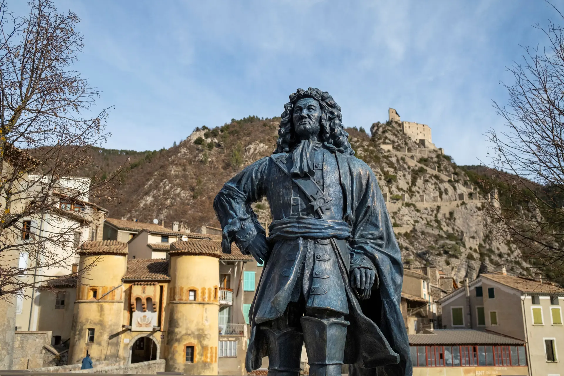 Entre Vauban et Richelieu, le village fortifié d’Entrevaux - Visite guidée