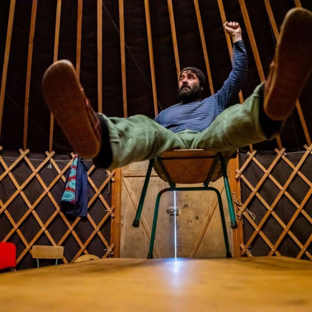 Préviens les autres – Cirque, récit