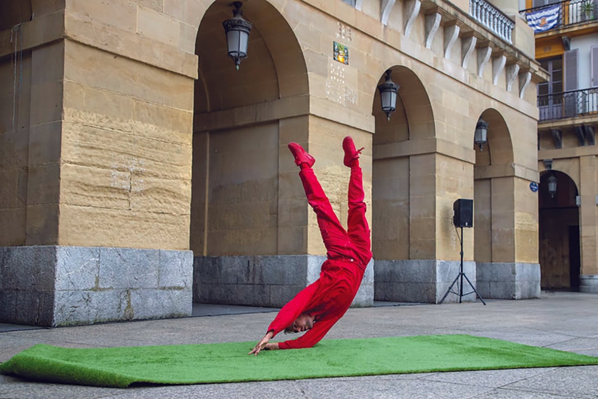 Exposition « Oroitzapenak » du festival Dantza Hirian