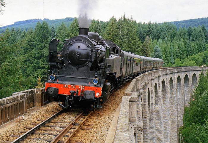 Train touristique à vapeur : Circuit des Gorges de la Vienne - 29 juillet
