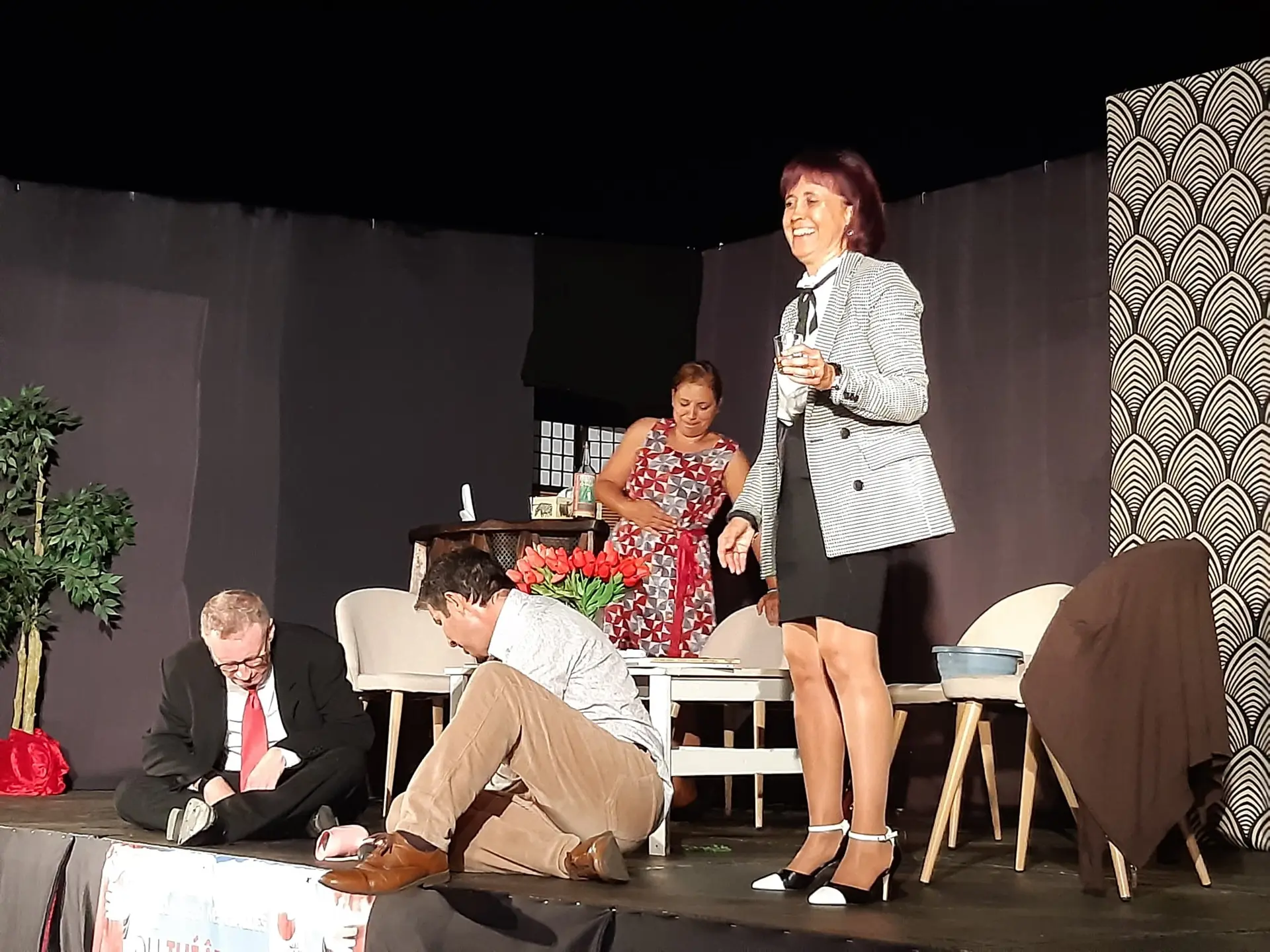 Festival théâtre dans les vignes : Boire, fumer et conduire vite
