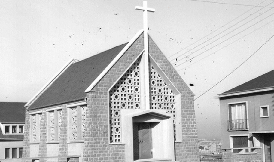 Églises et temples du Bocage, le patrimoine religieux de la Reconstruction