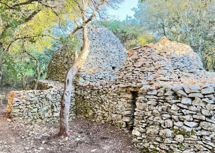L’art de la pierre sèche : Le sentier des capitelles d’Uzès – Visite guidée Uzès, Ville d’art et d’histoire