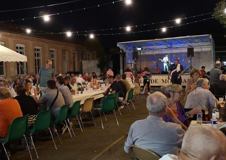 Fête au village (marché gourmand, soirée dansante…)