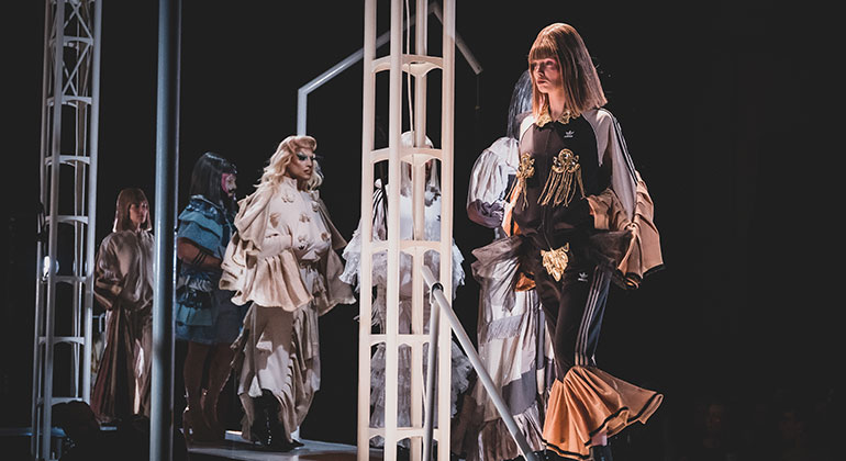 Mimos (Autour du festival) : Atelier défilé masqué avec la Maison de la