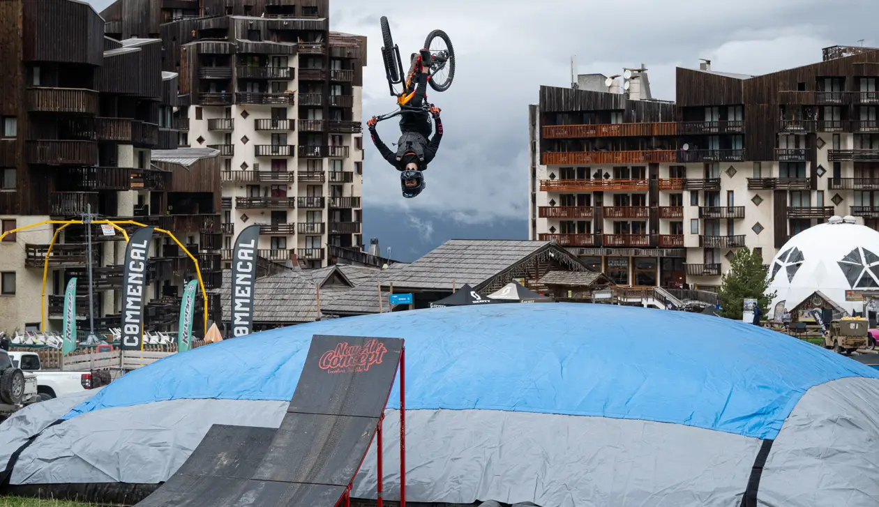 Bike Park Closing : initiation Big Air Bag