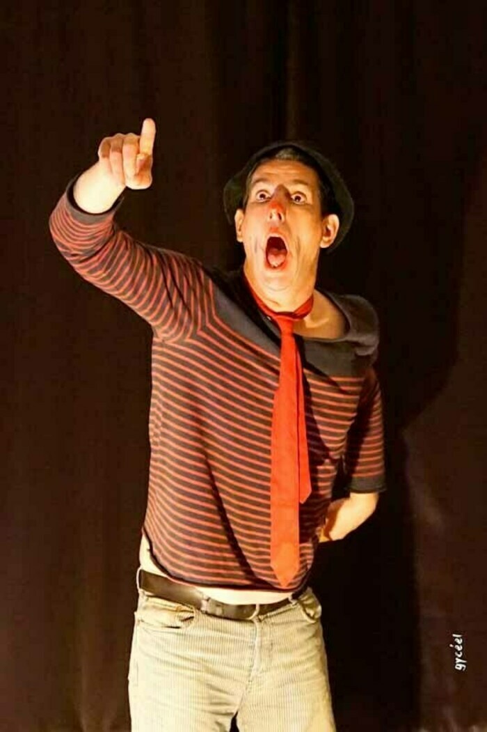 "Tombé sur un livre" par la Cie Gaf'Alu