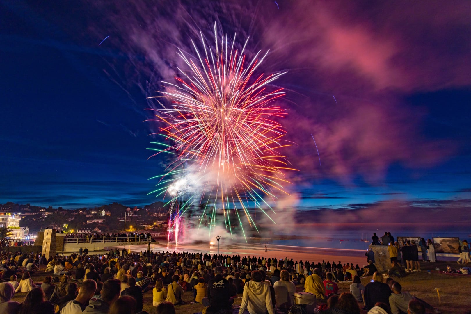 FEU D’ARTIFICE * 13 juillet